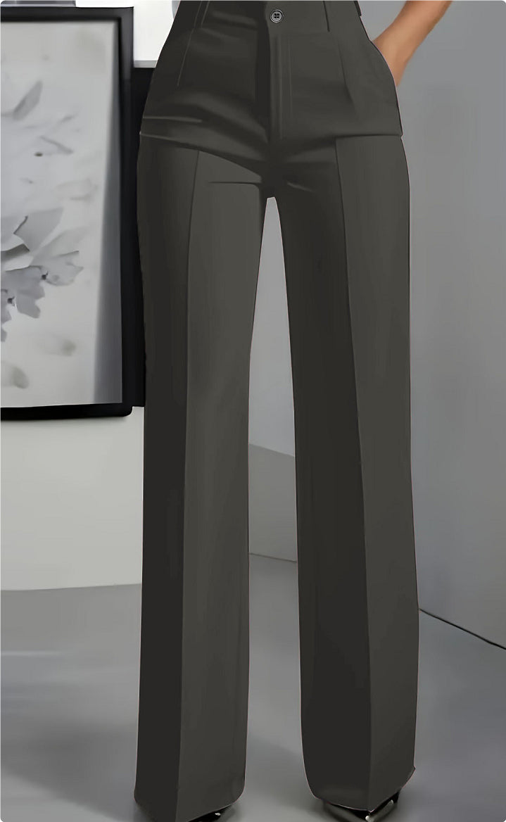 Pantalon blanc femme,chic et minimaliste