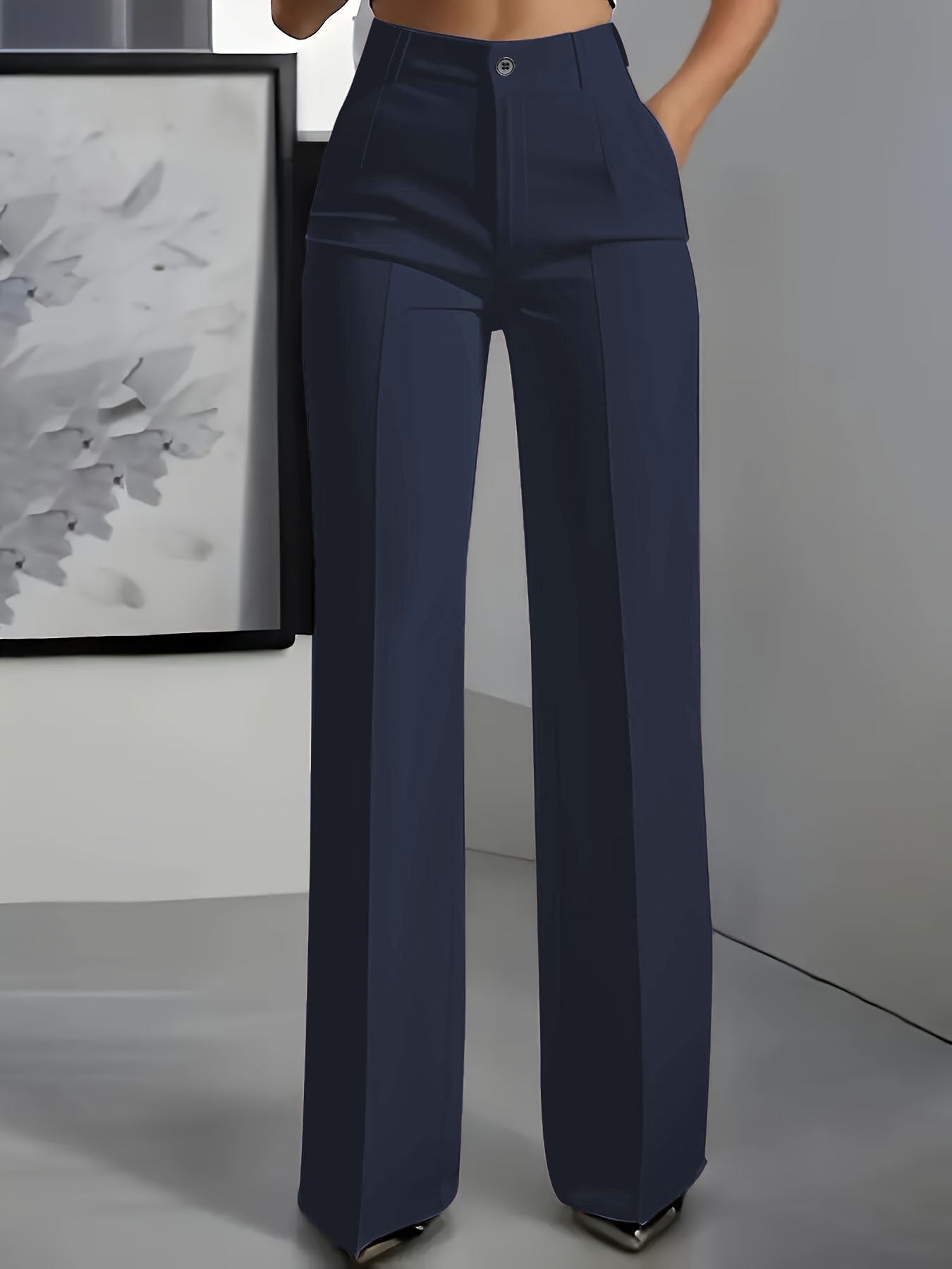 Pantalon blanc femme,chic et minimaliste